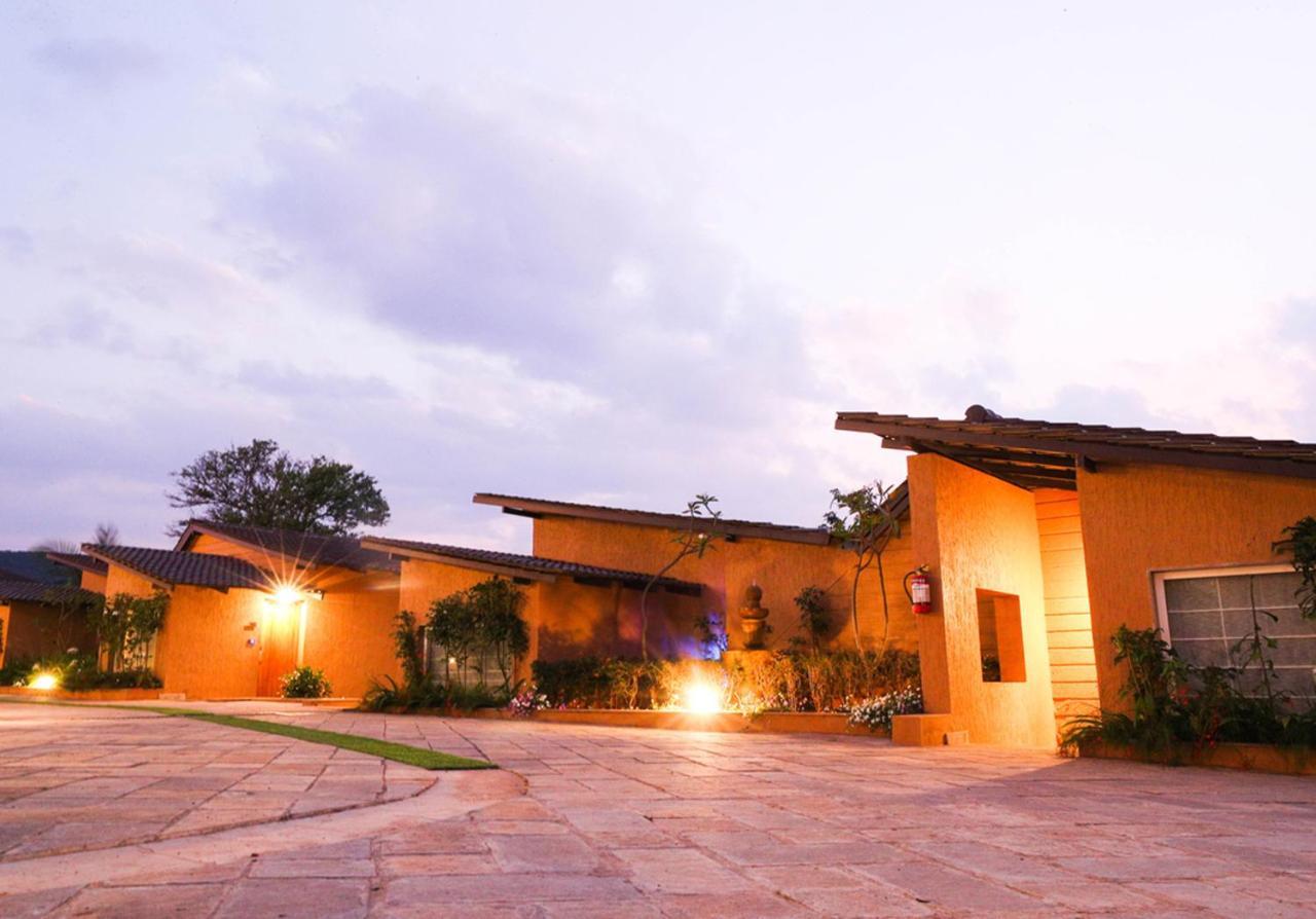 Regenta Resort Belagavi מראה חיצוני תמונה