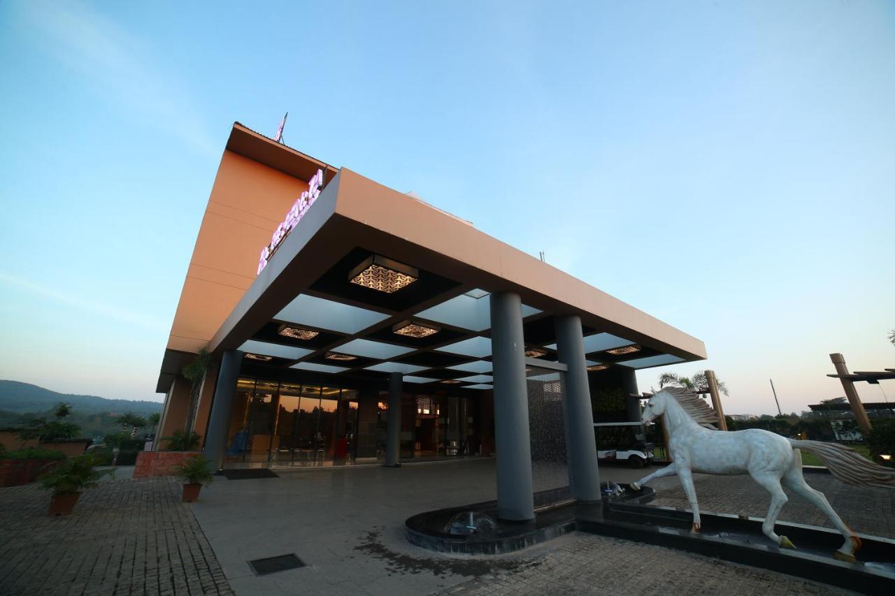 Regenta Resort Belagavi מראה חיצוני תמונה